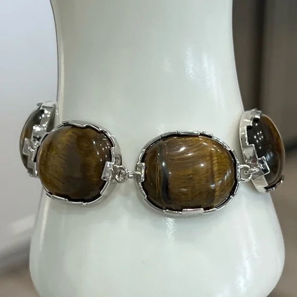Tiger’s Eye Large Cabochon Silver Bracelet